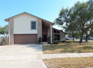 2318 Raintree Ln, Corpus Christi, TX 78409