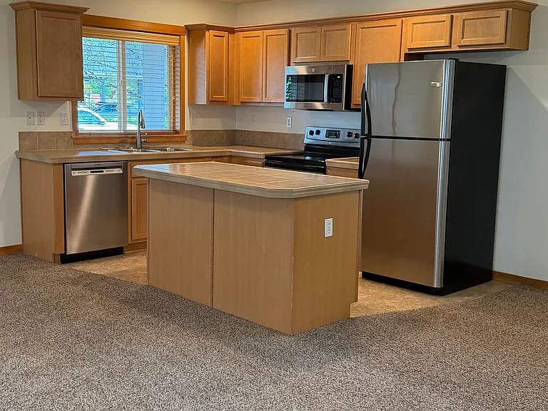 5618 SE 22nd Ave — Photo 4