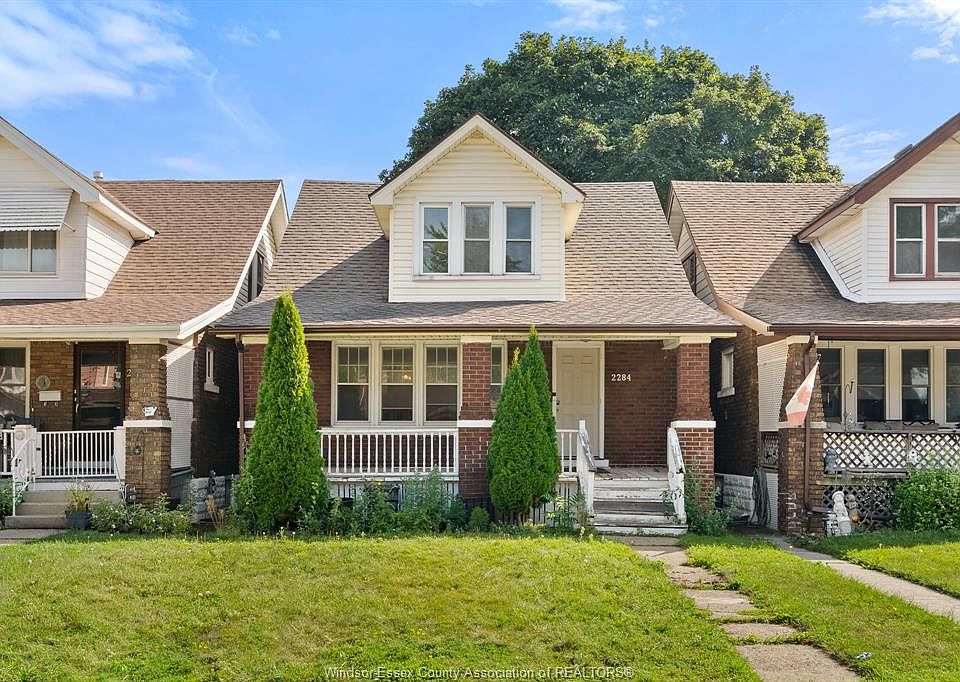 1st image of 2284 Fraser Ave