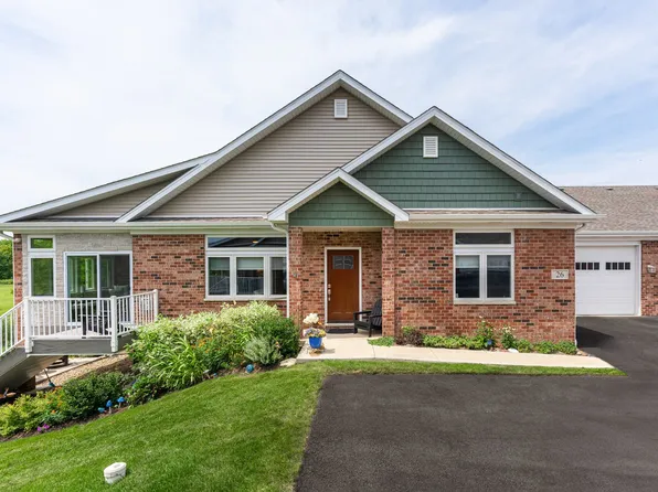 26 Briden Ln #26, Sycamore, IL 60178