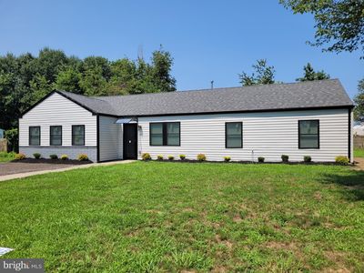 100 Wisteria Ln, Carneys Point, NJ, 08069