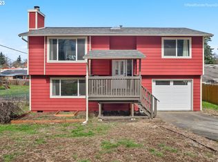 10605 SE Clinton St, Portland, OR 97266