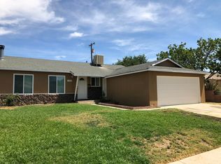 1027 W Avenue J7, Lancaster, CA