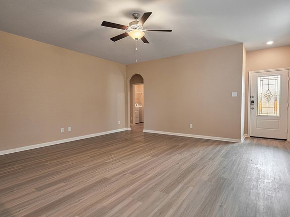 4th image of 21010 Sunshine Meadow Dr