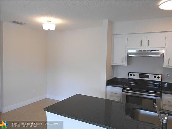 3rd image of 717 NW 104th Ave #203