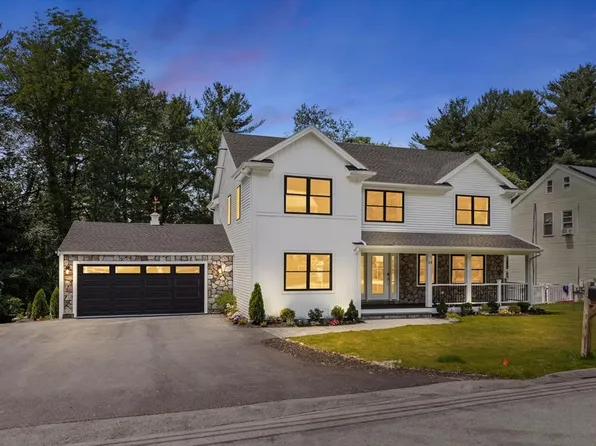 14 Corcoran Rd, Burlington, MA 01803