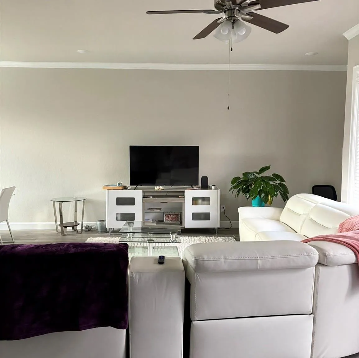 3 bed, 3.5 bath, 2373 sqft, $4,000 — Photo 4