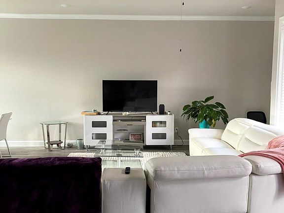 4th image of 11904 Lawton Creek Ln