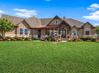 40 Stewart Rd, New Waverly, TX 77358