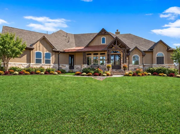 40 Stewart Rd, New Waverly, TX 77358