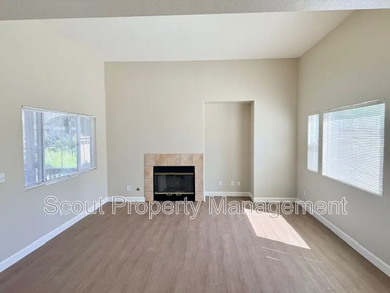 43174 Teramo St — Photo 2