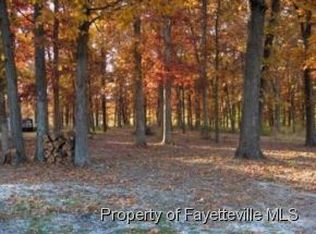 6570 Roslin Farm Rd, Hope Mills, NC 28348