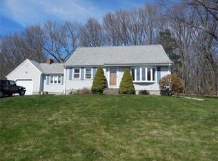 142 Pimental Dr, Seekonk, MA 02771