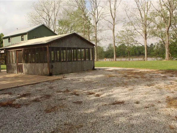 130 Waterfront Rd, Marksville, LA 71351