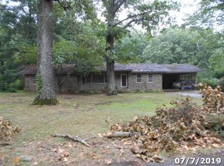 102 Yancy Ln, Laceys Spring, AL 35754