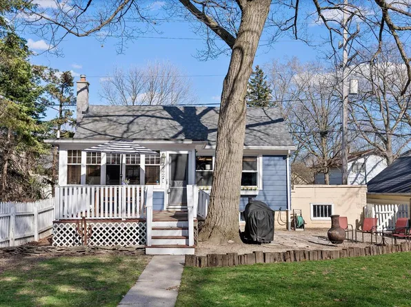 242 South 68th STREET, Milwaukee, WI 53214