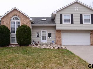 15018 Charles St, Omaha, NE 68154