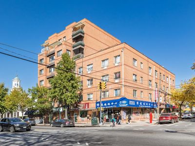8523 Broadway #5C, Flushing, NY, 11373