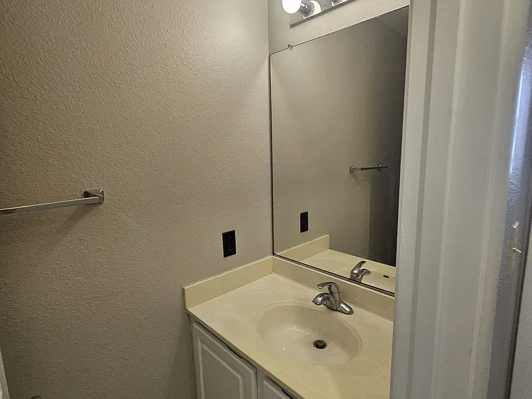 6435 Crystal Dew Dr — Photo 30