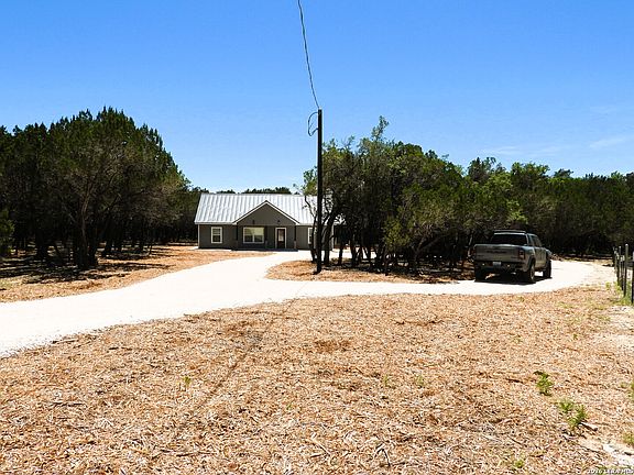 4th image of 1059 LAKESIDE DR