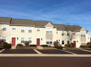 998 W 10th St #3B-1BA-1300SQFT, Pennsburg, PA 18073