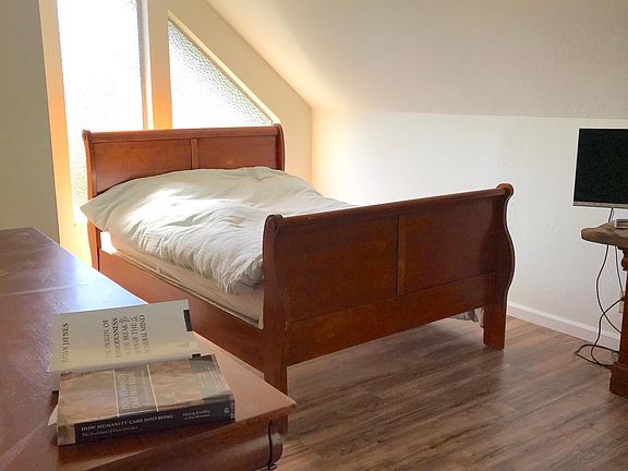 Upstairs bonus room as bedroom