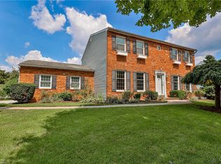 1097 Hawthorn Rd, Allentown, PA 18103