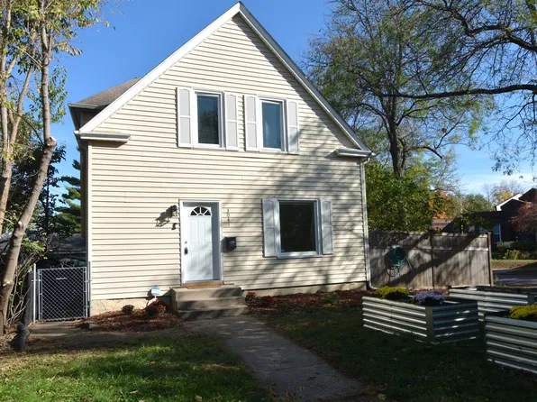 3041 30th Ave S, Minneapolis, MN 55406
