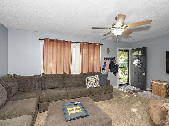 3rd image of 427 Brelsford Ave