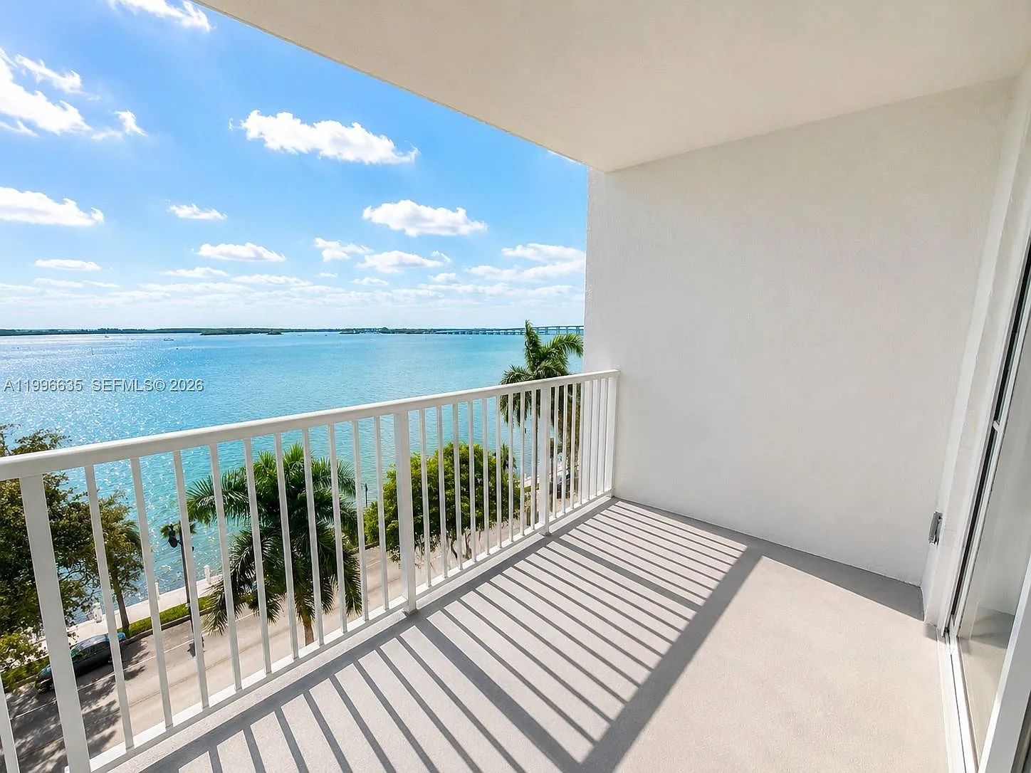 Bayshore Place Condo — Photo 1