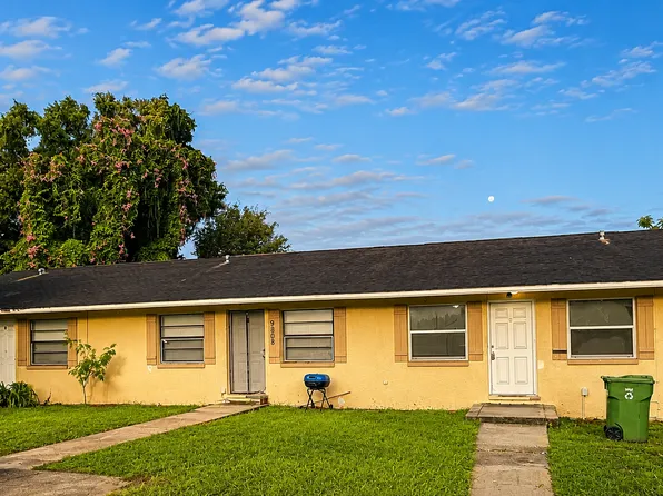 9808 N 12th St #C, Tampa, FL 33612