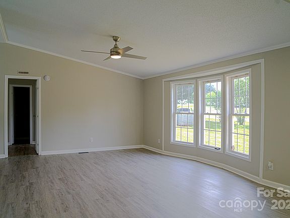 2nd image of 230 Hawks Bill Dr