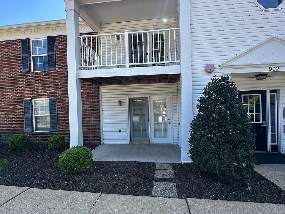 902 Hanna Place Ct #D