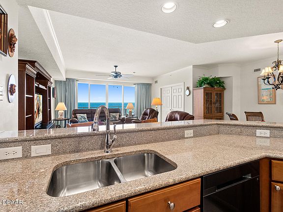 5th image of 1900 N Atlantic Ave APT 502