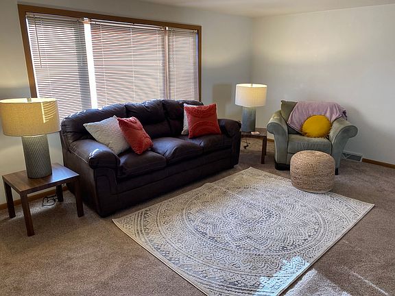 4th image of 307 S Vine Ave #307A