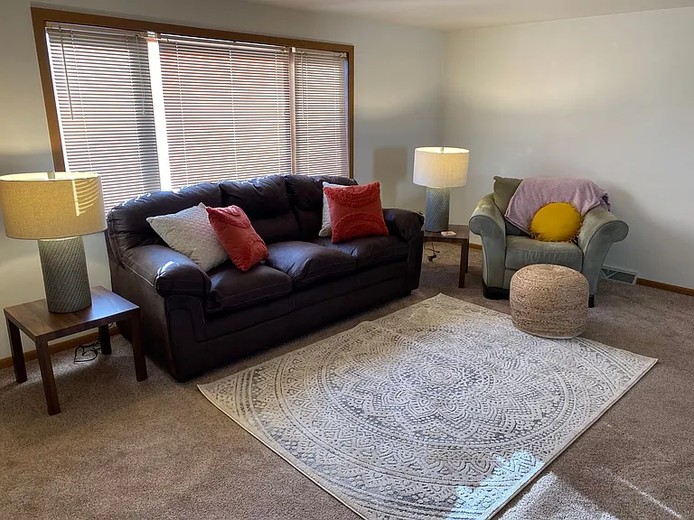 307 S Vine Ave — Photo 45