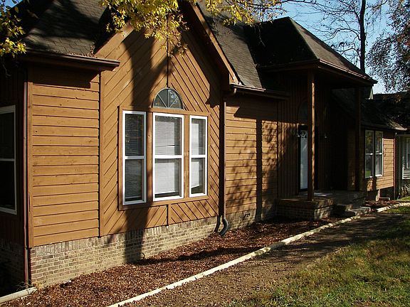 3rd image of 3252 E Lake Dr