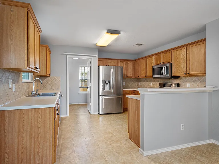 1713 Darjeeling Dr — Photo 8