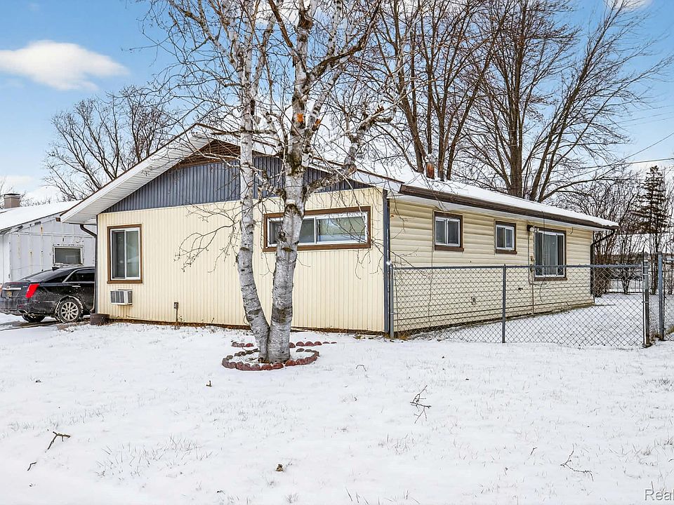 1st image of 2835 Kensington Dr