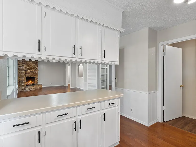 105 Wisteria Ct — Photo 5