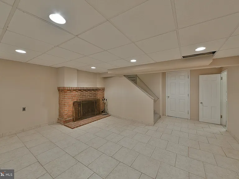 27 Bysher Ave — Photo 20