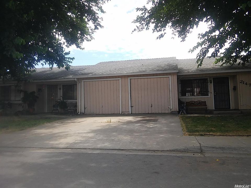 1st image of 2147 Hickory Way