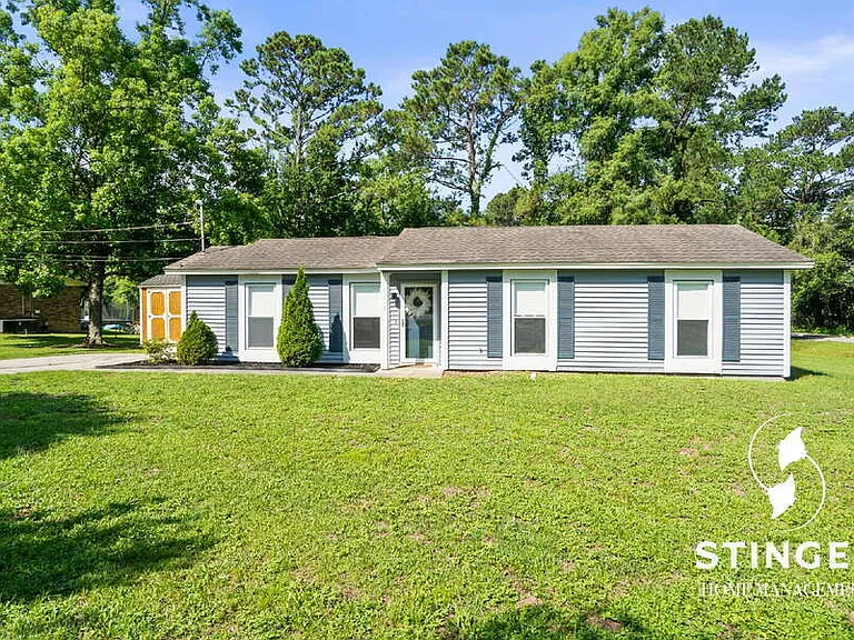 1713 Drayton Dr — Photo 1