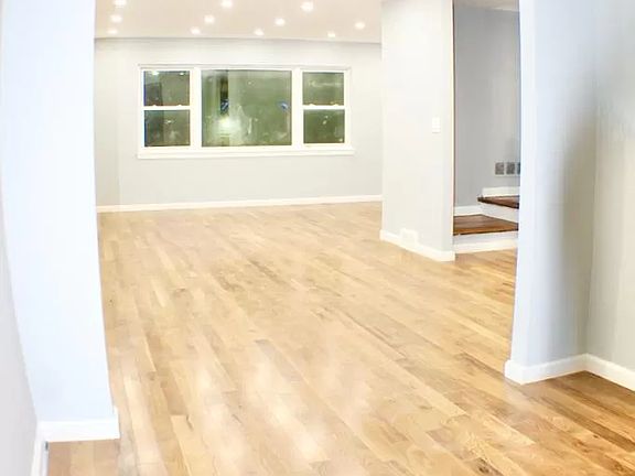 5th image of 1429 Hicks St #C