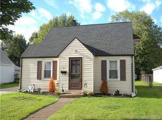 27 Buckeye Rd, Amherst, NY 14226