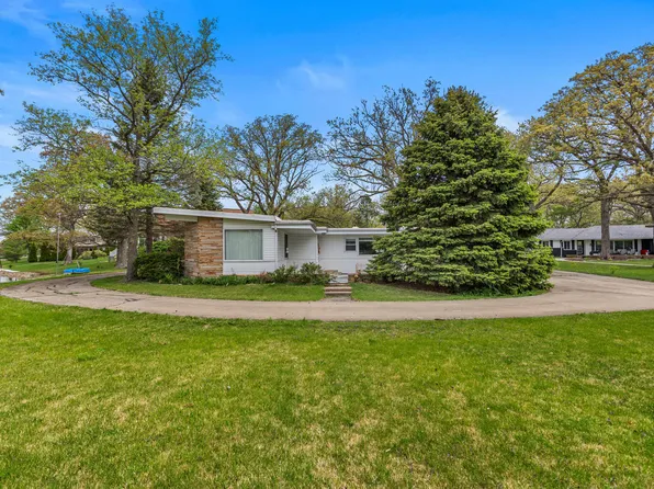 442 Wolfe Dr, Loda, IL 60948