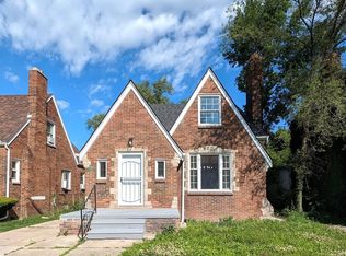 11297 Wayburn St, Detroit, MI 48224