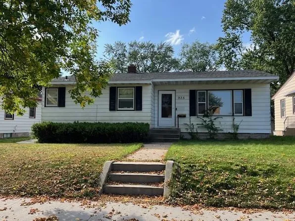 935 31st Ave N, Saint Cloud, MN 56303