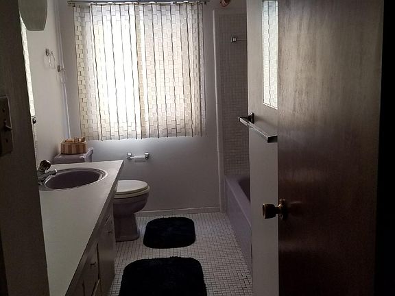 5th image of 14500 Park Ave