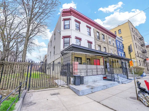 67 W 184th St, Bronx, NY 10468